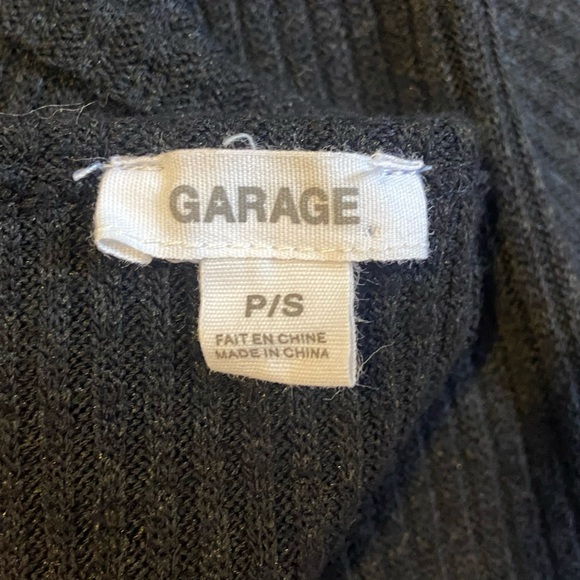 Half button down top - Picture 4 of 4